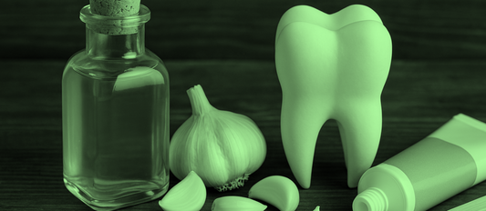 Wie eine uralte Pflanze Zahnschmelz schützt: Knoblauch + Hydroxylapatit: